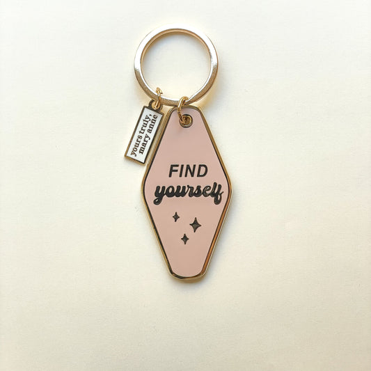 Find & Lose Yourself Retro Motel Keychain